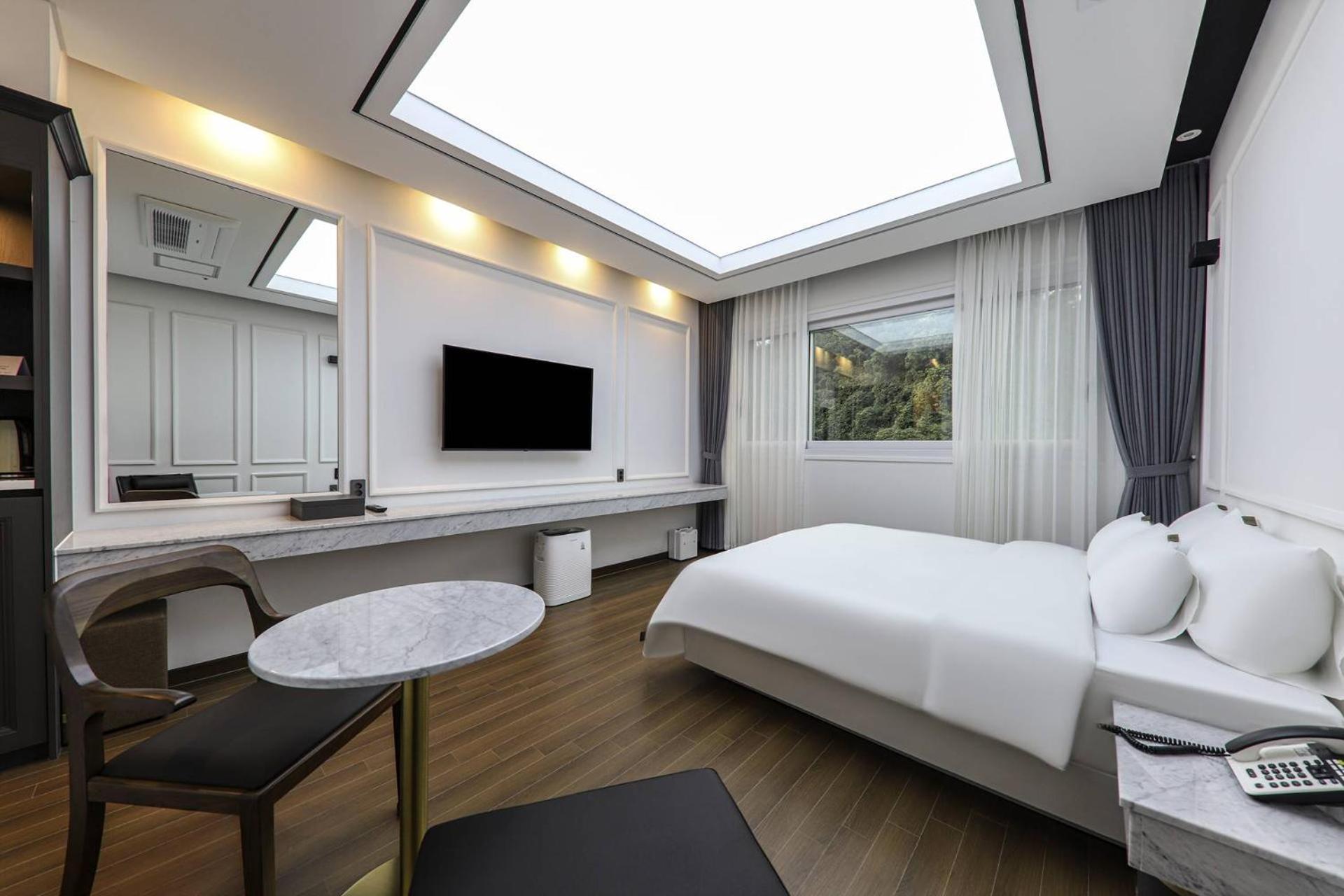 Hotel Demer Mokpo Exteriör bild